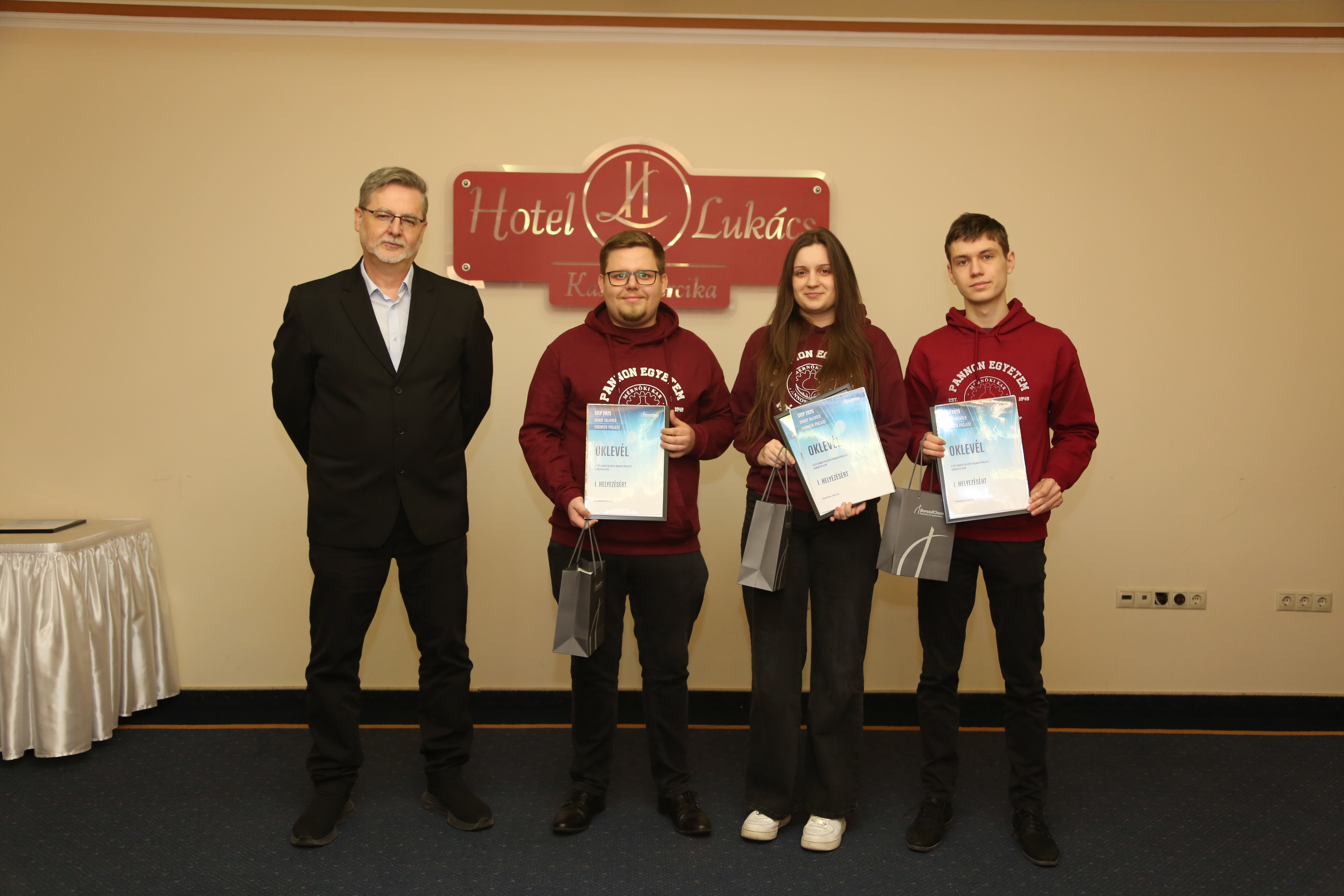 Hallgatóink sikerei a STEP projektversenyen!