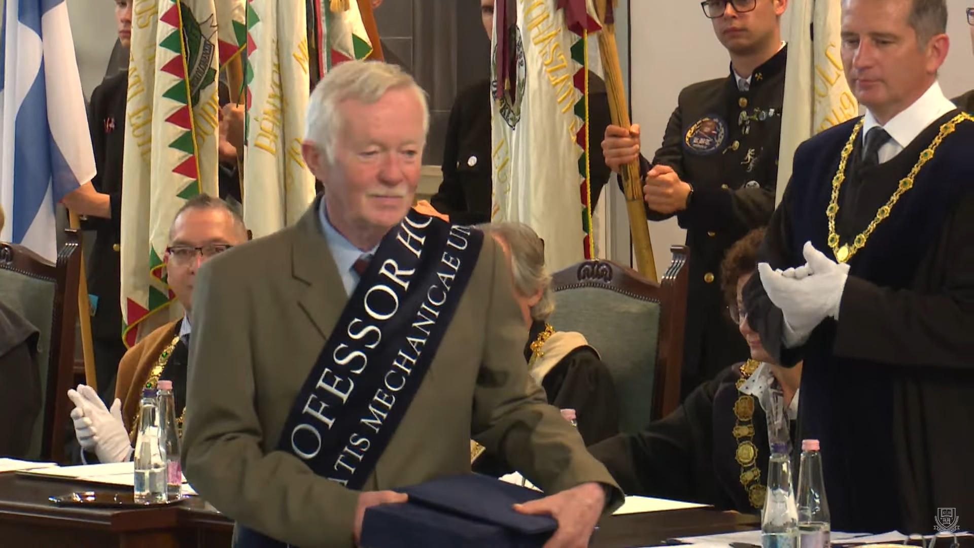 Dr. Tímár Imre kitüntetése a Miskolci Egyetem Gépészmérnöki és Informatikai Karán