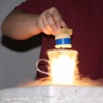 Kísérletek nagyon hideg tájakon a váci Boronkay György Gimnáziumban